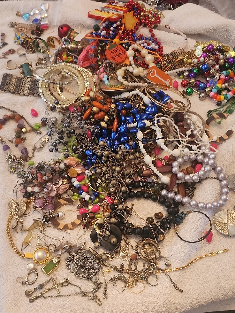 Mixed Color Women’s Fashion Jewelry Bundle